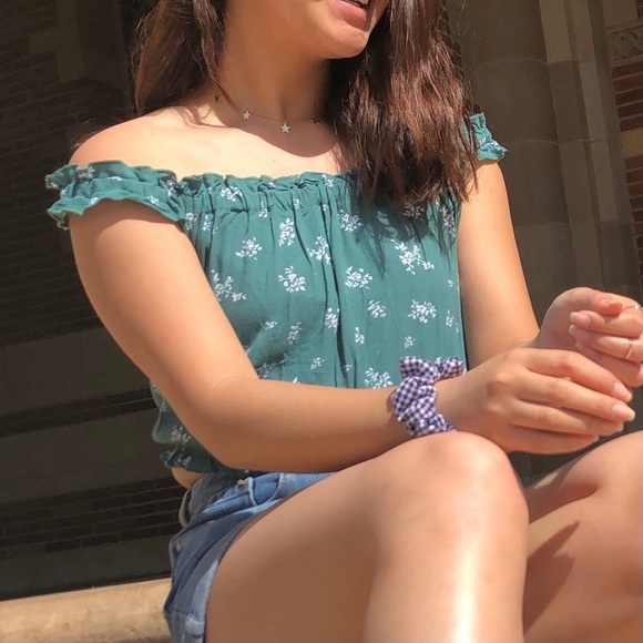 floral cropped tank top - Picture 2 of 3